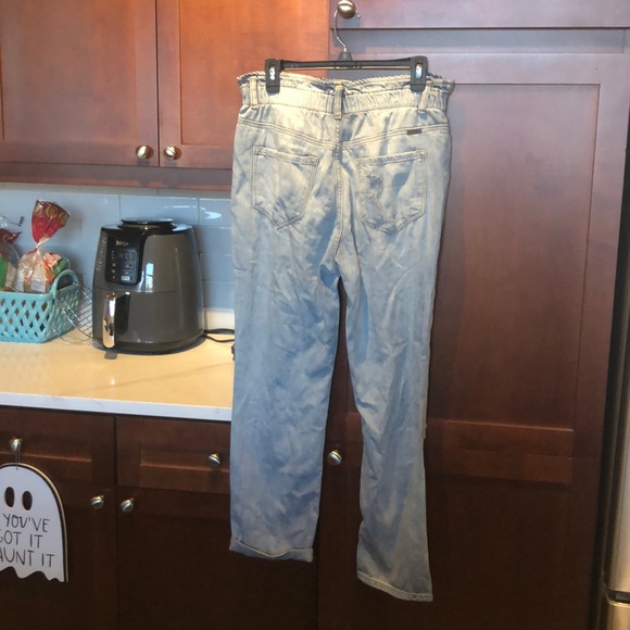 High waisted distressed jeans - Picture 2 of 5